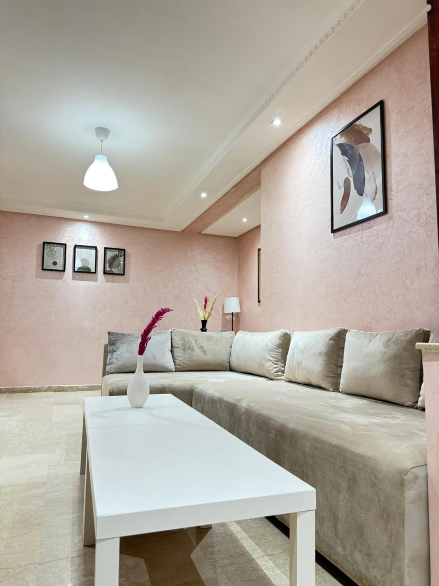 Suitouiss - Agdal 2 - Appartement A 2 Minutes De La Gare De Train Tgv Rabat Exterior foto