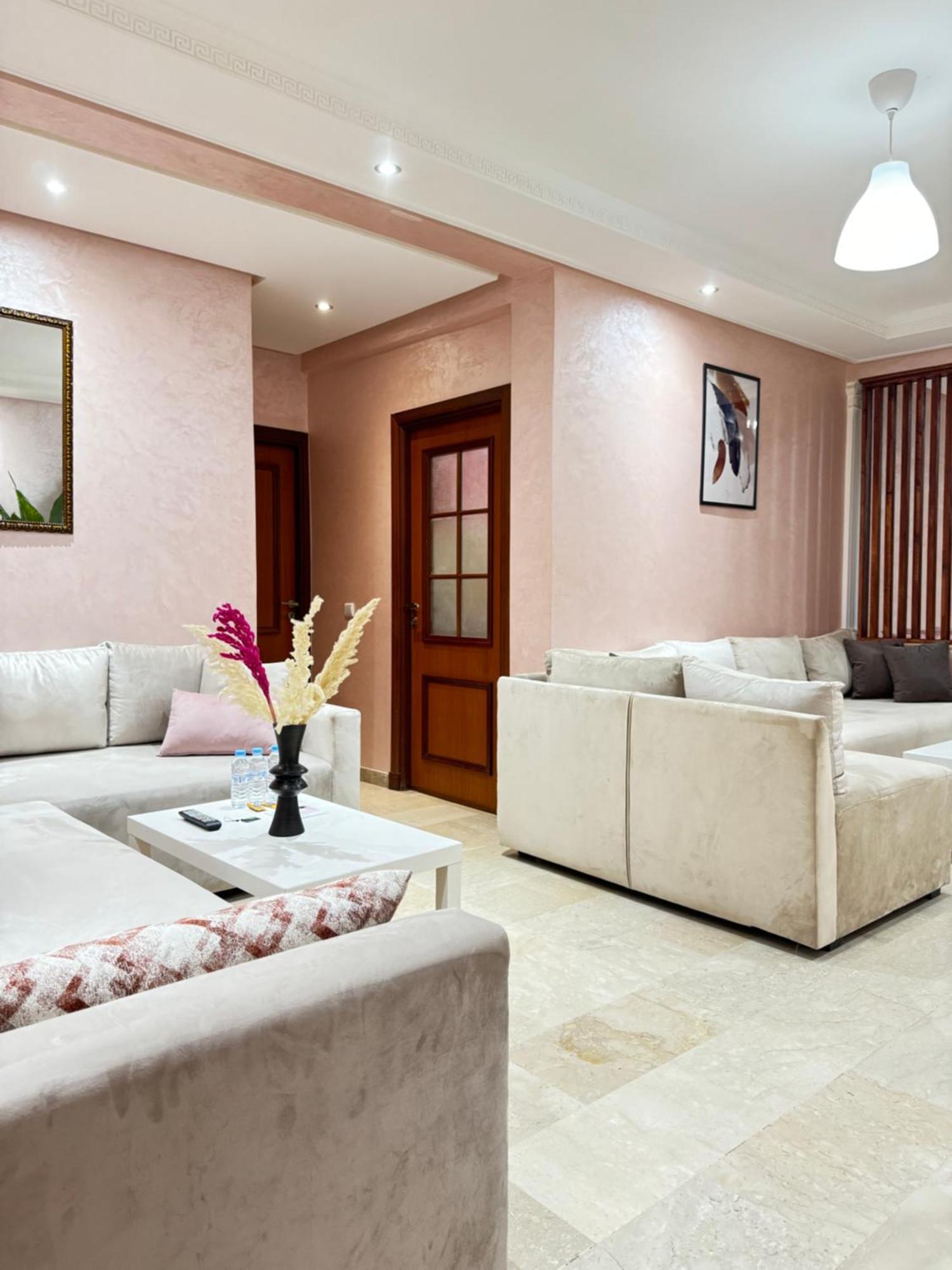 Suitouiss - Agdal 2 - Appartement A 2 Minutes De La Gare De Train Tgv Rabat Exterior foto