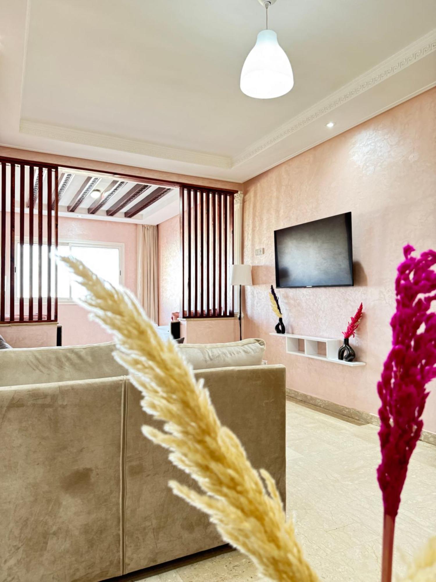 Suitouiss - Agdal 2 - Appartement A 2 Minutes De La Gare De Train Tgv Rabat Exterior foto